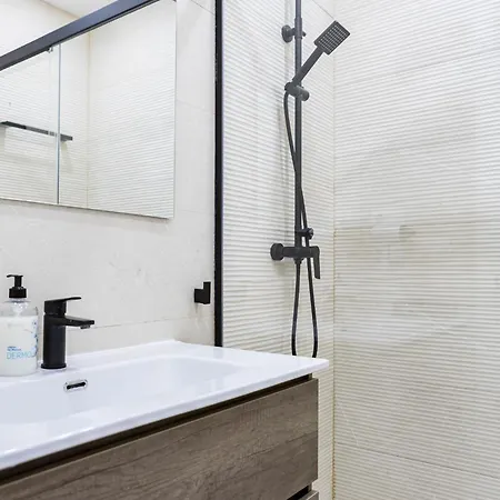 Apartman Nomadiahomes En Uncibay Square Málaga